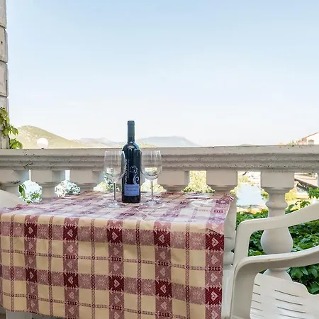 Bozovic Apartman